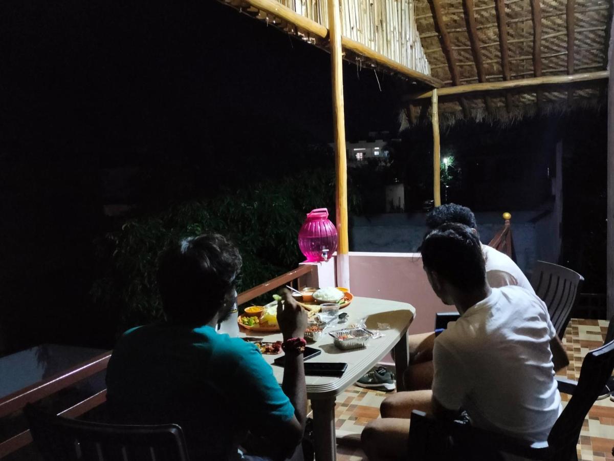 Prajwal Home Stay 함피 외부 사진