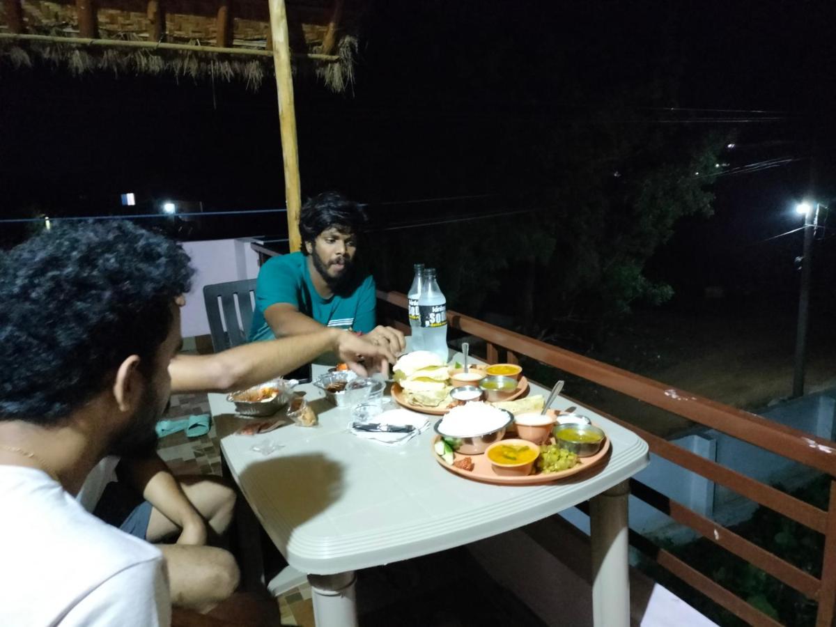 Prajwal Home Stay 함피 외부 사진