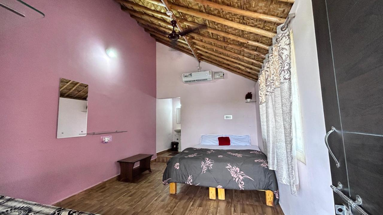 Prajwal Home Stay 함피 외부 사진