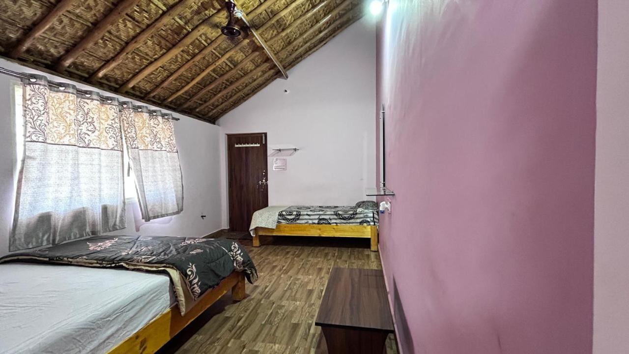 Prajwal Home Stay 함피 외부 사진